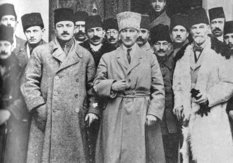 ataturk-and-the-young-turks.jpg